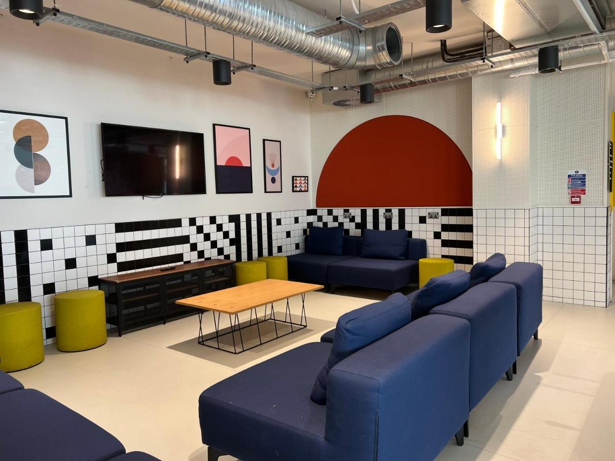 Destiny Student - Parkgate (Adults Only) Appartement Dublin Buitenkant foto